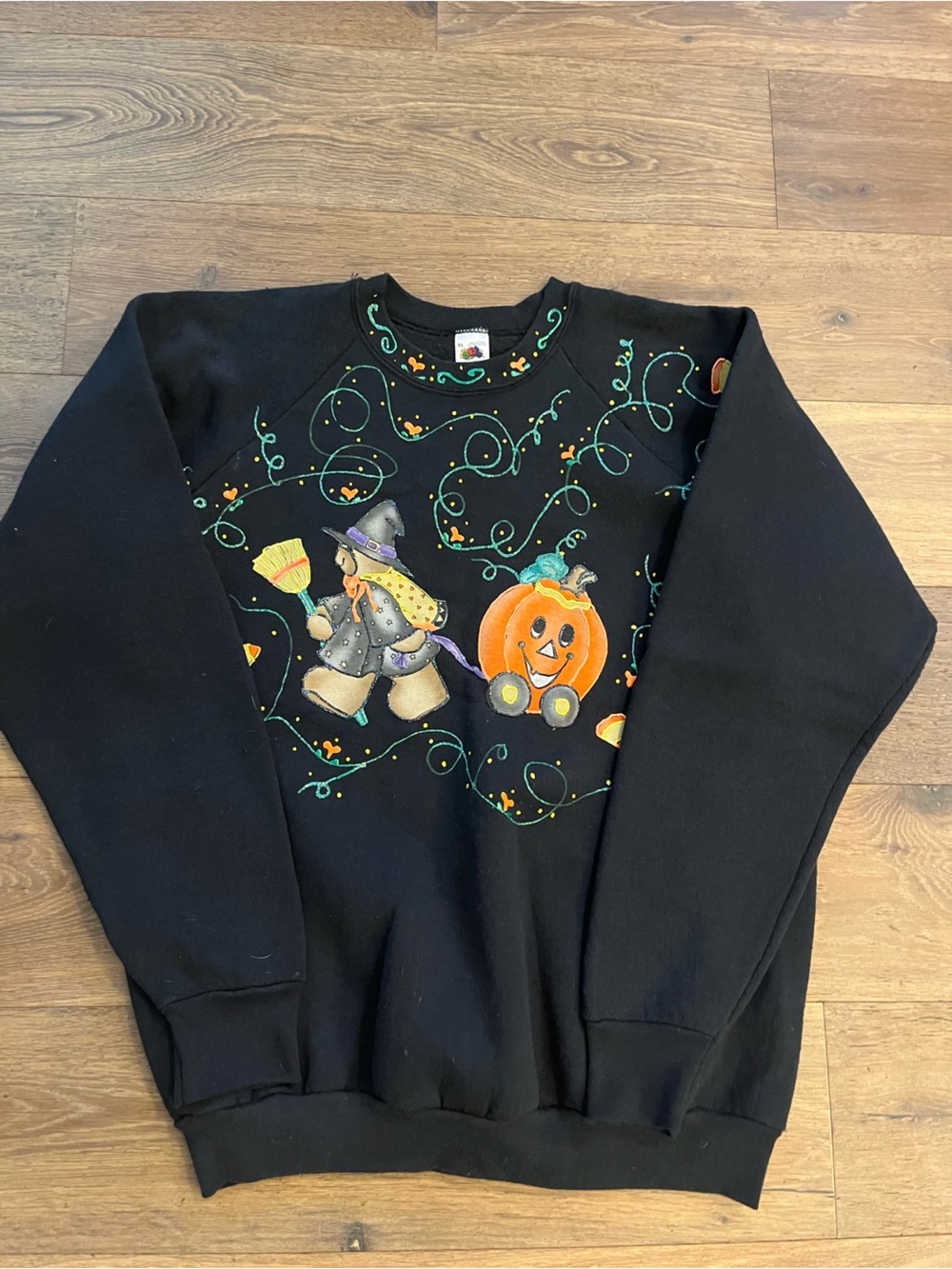 Vintage Halloween Sweatshirt Womens Large Crewneck Puff Paint Granny